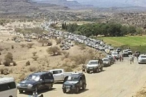 انطلاق موكب تشييع جثمان الحمادي من التربة 