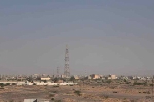 مليشيات الحوثي تستهدف الأحياء السكنية في مدينة حيس
