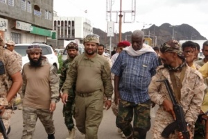 من جانب إنساني وموقف وطني. المشوشي والوالي يتفقدان منطقة الشيخ إسحاق ويطمئنان على الساكنيين،،جراء السيول.