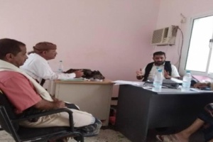 القيادة المحلية لانتقالي حبيل جبر تعقد لقاء تشاوري مع إدارة الأمن لمناقشة قضايا المواطنين.
