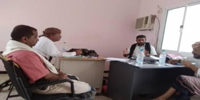 القيادة المحلية لانتقالي حبيل جبر تعقد لقاء تشاوري مع إدارة الأمن لمناقشة قضايا المواطنين.