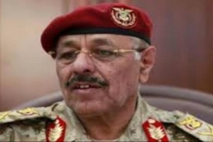كاتب سعودي : كل زيدي داخلة رافضي كبير لهذا وجود الاحمر في أعلى الهرم حافظ على ابن عمة الحوثي 