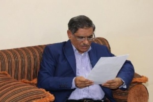 البحسني يترأس اجتماعا لمناقشة الإجراءات الوقائية "لكورونا" ويوجه بمحاسبة المتلاعبين بالأسعار.