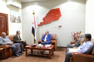 رئيس الجمعية الوطنية يشدد على أهمية دور الغرفة التجارية في وضع حد للتجار المستغلين