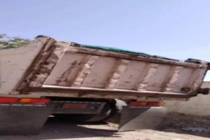 عاجل : الحزام الأمني يحتجز ٣ قواطر تهرب أسلحة في حبيل جبر