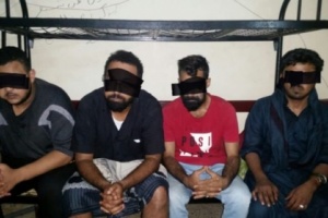 في عملية نوعية الحزام الأمني في الشيخ عثمان يلقي القبض على عدد من الأشخاص وبحوزتهم كمية من الحشيش 