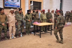 الحزام الأمني في الشيخ عثمان يكرم التوجيه المعنوي لقوات الحزام الأمني في عدن 