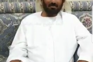 *فيديو شيخ قبلي بارز في سقطرى يكشف عن تنسيق قطري تركي مع محافظ المحافظة لتنفيذ مخطط اخونه المحافظة*