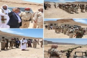 محافظ حضرموت يتفقد كتيبة الهجرين الثانية ويشيد بمستوى الإنضباط وجاهزية الجنود.