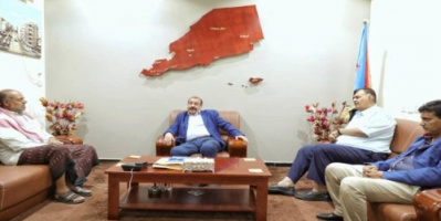 رئيس الجمعية الوطنية يلتقي محافظ الضالع الأسبق 
