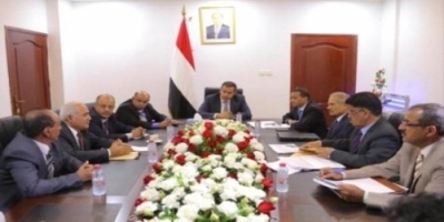 سياسي جنوبي :لهذا السبب سمح المجلس الانتقالي بعودة الحكومة اليمنية إلى عدن 