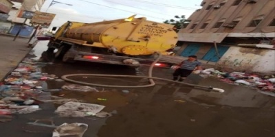  الانتقالي يباشر ادارة الجنوب.. وحملات لشفط مياه الصرف الصحي بالعاصمة بعدن