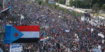 *تزامنًا مع احتفالات شعب الجنوب بحلول الذكرى الـ 3 لإعلان عدن التاريخي..* جنوبيون يُشعلون مواقع التواصل بهاشتاج #الانتقالي_انتصارات_مستمره
