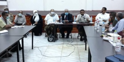 الوالي والوليدي يترأسان لقاء موسعا للقيادات الصحية والطبية في عدن 