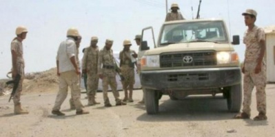  لحج.. القبض على احد العناصر الارهابيه في نقطة ريجل
