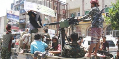 مسلحو الإخوان يحاصرون مقر محافظة تعز وسكن المحافظ