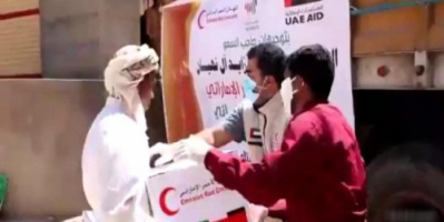  الهلال الإماراتي يرعى أسر دوعن المتضررة من قيود كورونا