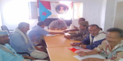 انتقالي لودر يناقش آليات تمكين الإدارة الذاتية بالمديرية