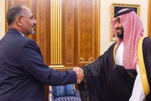الرئيس الزبيدي الى الرياض بدعوة رسمية.