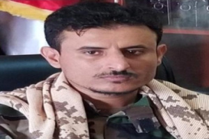 العميد يسري الحوشبي يعزي في وفاة قائد اللواء 12 صاعقة.