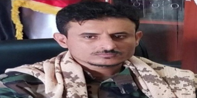العميد يسري الحوشبي يعزي في وفاة قائد اللواء 12 صاعقة.