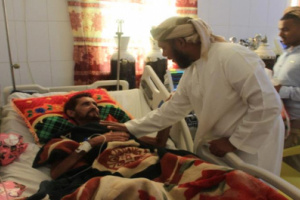 رئيس انتقالي سقطرى يقوم بزيارة عيدية للجنود المرابطين بالمعسكرات والوحدات الجنوبية