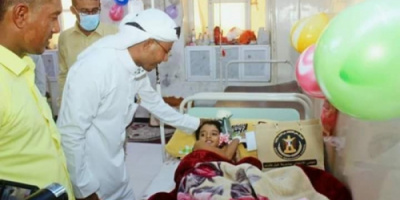 انتقالي غيل باوزير يزور المرضى للتهنئة للعيد