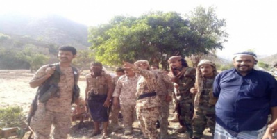 قائد المنطقة الرابعة يتفقد جبهات القبيطة وحيفان ويحث المرابطين على اليقظة والجاهزية