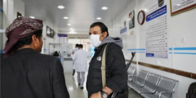 الحوثيون يفصلون 569 طبيب وممرضا في مناطق سيطرتهم ويستبدلونهم بموالين