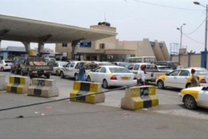 الحوثيون يغلقون محطات البنزين في صنعاء