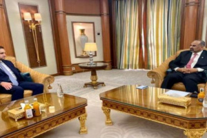 من الرياض.. الرئيس الزبيدي يدعو لتشكيل حكومة مناصفة بين الانتقالي والشرعية بصورة عاجلة