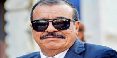 اللواء بن بريك يُعزي بوفاة المناضل محمد علي فارع ومازن السلامي