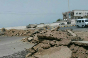  ميليشيا الحوثي تستحدث خنادق وأنفاق بالقرب من التجمعات السكنية جنوب الحديدة 