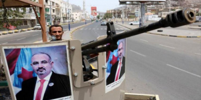 رئيس الجمعية الوطنية للمجلس الانتقالي الجنوبي، رئيس الإدارة الذاتية للجنوب اللواء الركن أحمد سعيد بن بريك: يؤكد  أن التمسك بالإيرادات المحلية سيحل القضايا الشائكة التي يعاني منها المواطن منذ سنوات 