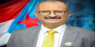 الجعدي: أحزاب الشرعية تعيش حالة انفصام جراء الهيمنة الإخوانية