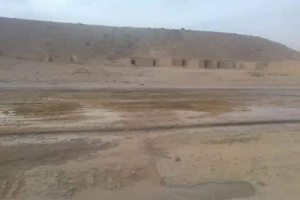 النخبة الحضرمية تبادر بإصلاح طريق (رأس حويرة - الادواس)