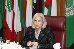 د.هيفاء أبو غزالة تحصدُ جائزة المرأة المتميزة