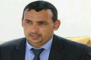  الكشف عن مصير محافظ سقطرى عقب سيطرة الانتقالي على الجزيرة