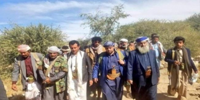  مليشيا الحوثي تطلق صاروخا باليستيا باجتماع حضره الشيخ ياسر العواضي