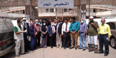  الشبحي:  يدشن عودة  العمل بمستشفى الصداقة التعليمي