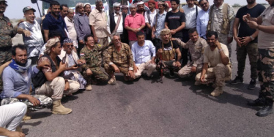 أبناء المفلحي والمنصوري بمكتب الناخبي يرفدون جبهات أبين بقوافل غذائية وتموينية