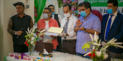 نظير جهودهم وتضحياتهم في المركز الخيري..مستشفى الكوبي الحديث يقيم حفل تكريمي للجيش الأبيض 