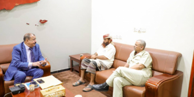 اللواء بن بريك يلتقي قائد اللواء الثاني عمالقة العميد حمدي شكري
