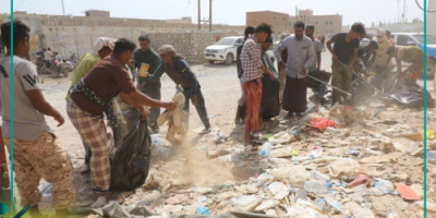  القافلة الإغاثية الإماراتية تحظى بترحاب واسع من قبل الأهالي في مناطق وقرى سقطرى