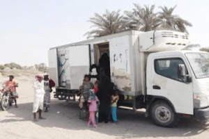 مسئولة محلية :  الأشقاء في دولة الإمارات كانوا سباقين في المجال الإغاثي والإيوائي بالساحل الغربي  