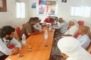 إنتقالي غيل باوزير يهنئ قيادة الإدارة الذاتية وأبناء ارخبيل سقطرى بمناسبة عودته إلى أبنائه