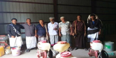  فريق متخصص ينفذ نزولا ميدانيا بشبوة لمكافحة الجراد الصحراوي  