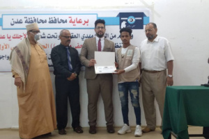 حملة صحفي مراقب تمنح مبادرة احنا قدها للتنمية الإنسانية وسام الإنسانية 