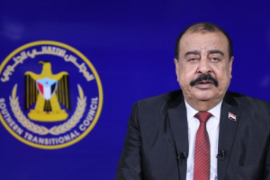 اللواء بن بريك مخاطباً المحتشدين في المكلا: حضرموت مرتكز للجنوب سابقا وحالياً ولاحقا