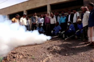  القيادة المحلية لانتقالي الضالع تدشن حملة الرش الضبابي في مديرية الحصين